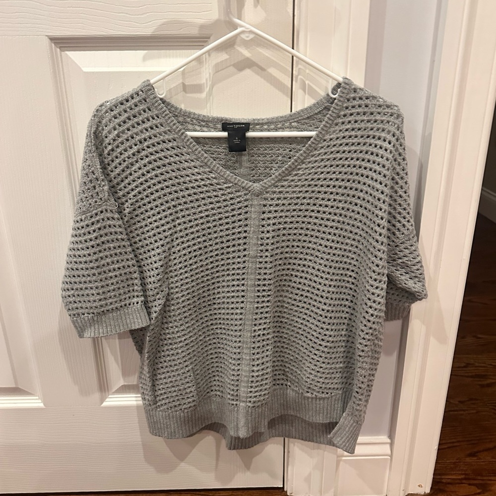 Ann Taylor Gray V-Neck Sweater